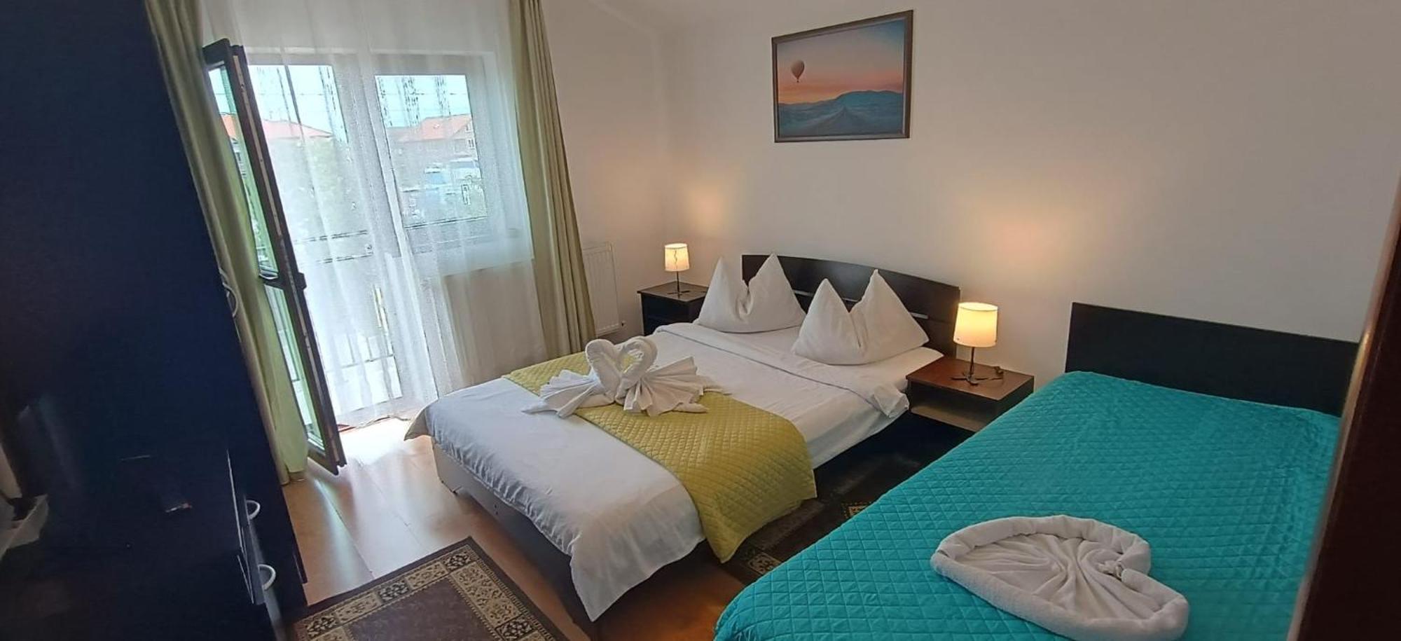 Charter Apartments Costea Sibiu Esterno foto
